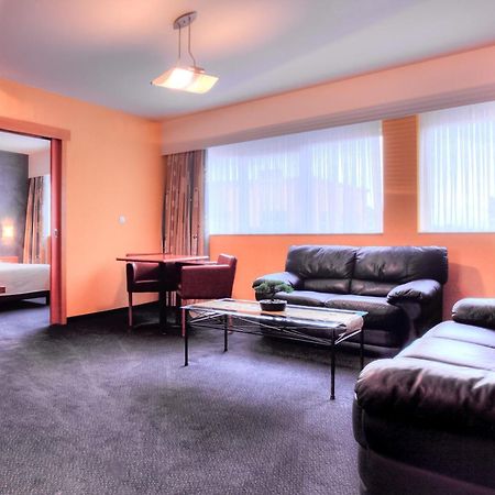 Hotel Tristar La Louviere Ruang foto