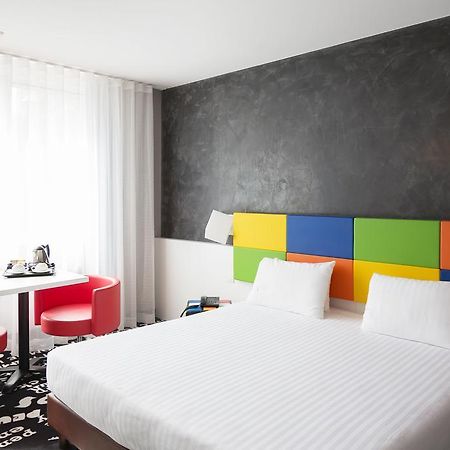 Hotel Tristar La Louviere Bagian luar foto